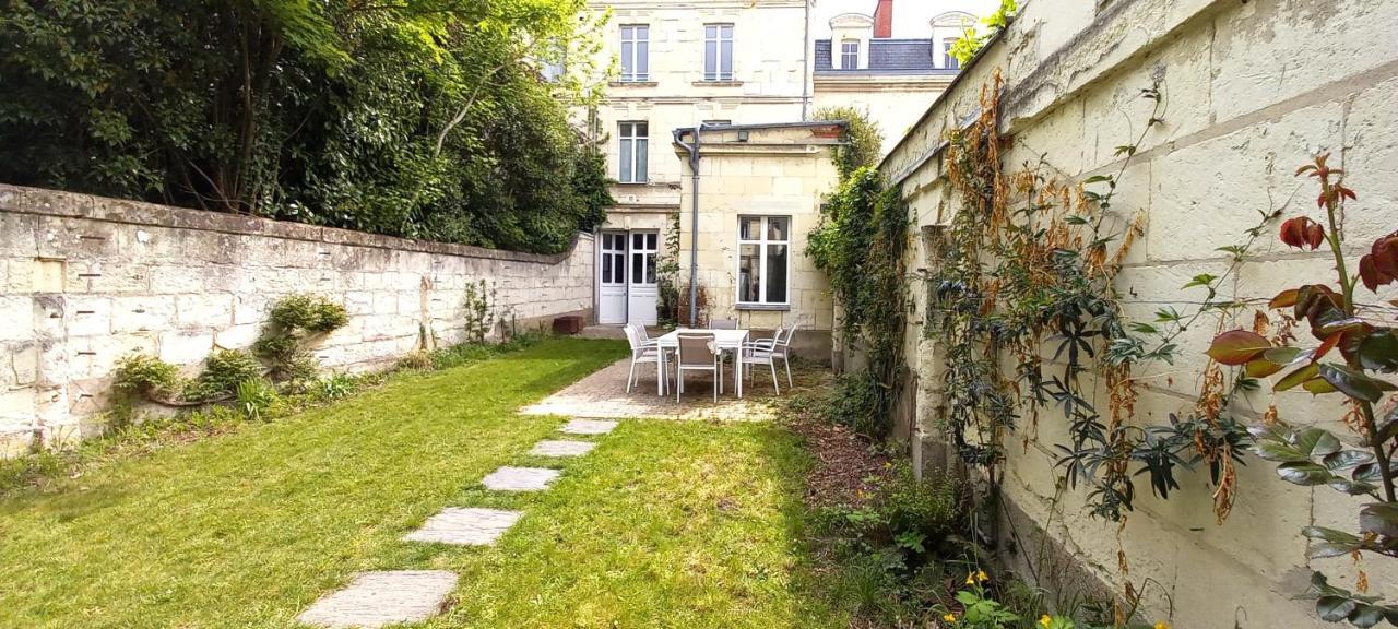 Histoire De Loire : Gabrielle Hotel Saumur Exterior photo